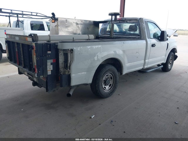 Ford F-250 Xl 2018 1FTBF2A6XJEC93092 Image 4