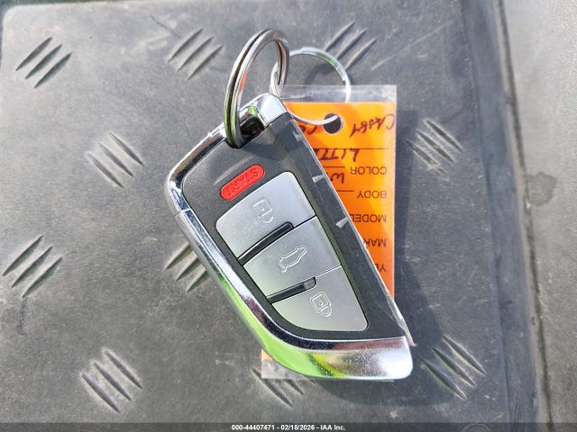 44407471 :رقم المزاد ، 2C4RC1AG2LR106265 vin ، 2020 Chrysler Voyager L مزاد بيع