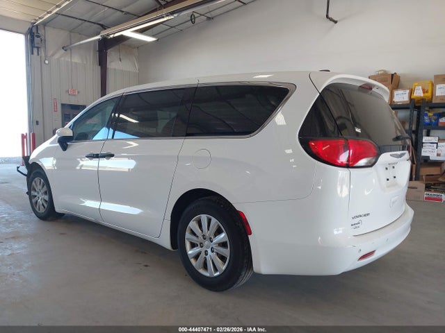 44407471 :رقم المزاد ، 2C4RC1AG2LR106265 vin ، 2020 Chrysler Voyager L مزاد بيع