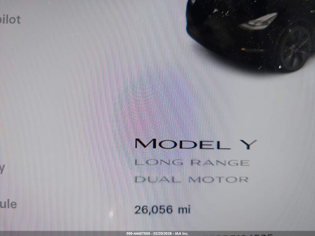 2024 Tesla Model Y Long Range Dual Motor All-wheel Drive მანქანა იყიდება აუქციონზე, vin: 7SAYGAEE5RF124565, აუქციონის ნომერი: 44407505