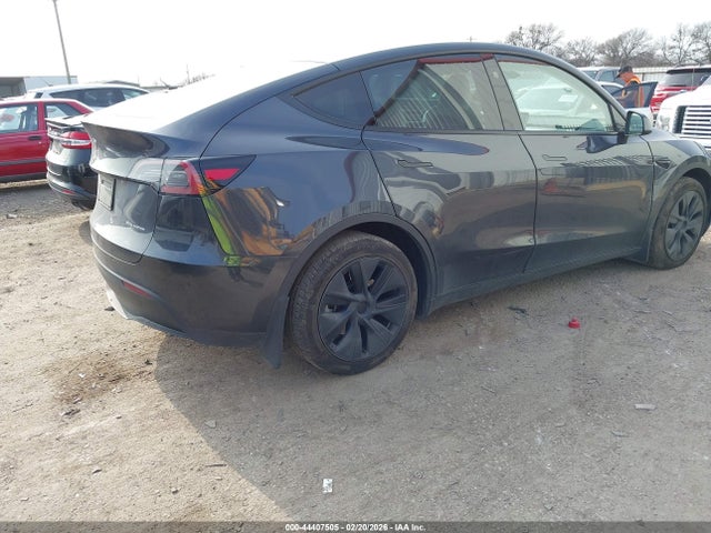 2024 Tesla Model Y Long Range Dual Motor All-wheel Drive მანქანა იყიდება აუქციონზე, vin: 7SAYGAEE5RF124565, აუქციონის ნომერი: 44407505