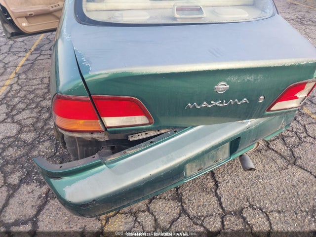 1997 NISSAN MAXIMA JN1CA21DXVT831618 Photo 5