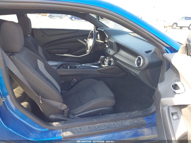1G1FB1RSXH0117796 Chevrolet Camaro 1lt