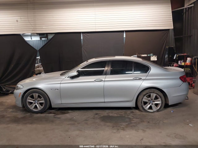 2013 Bmw 528i მანქანა იყიდება აუქციონზე, vin: WBAXG5C50DD233984, აუქციონის ნომერი: 44407540