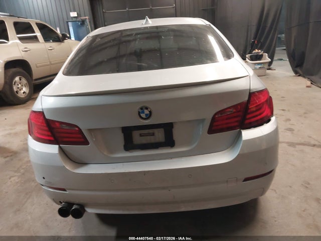 2013 Bmw 528i მანქანა იყიდება აუქციონზე, vin: WBAXG5C50DD233984, აუქციონის ნომერი: 44407540