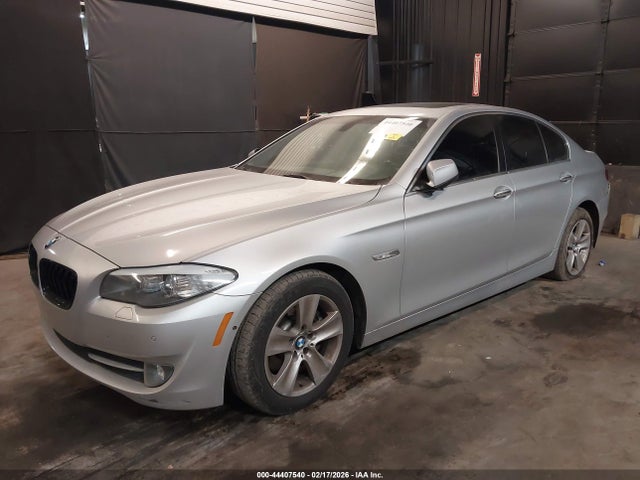 2013 Bmw 528i მანქანა იყიდება აუქციონზე, vin: WBAXG5C50DD233984, აუქციონის ნომერი: 44407540