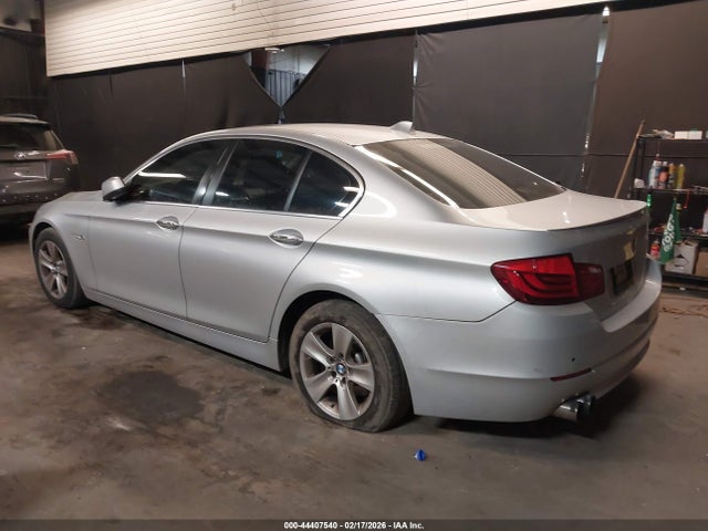2013 Bmw 528i მანქანა იყიდება აუქციონზე, vin: WBAXG5C50DD233984, აუქციონის ნომერი: 44407540