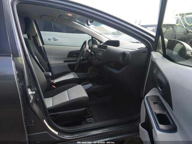 2013 TOYOTA PRIUS C JTDKDTB3XD1547587 Photo 4