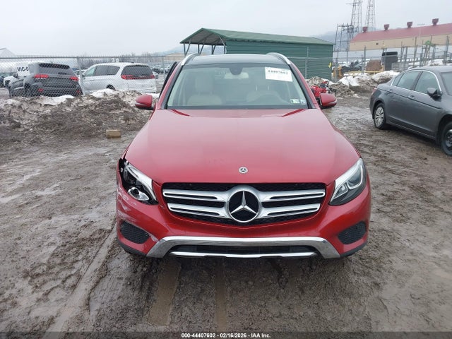 44407602 :رقم المزاد ، WDC0G4JB0KV153688 vin ، 2019 Mercedes-benz Glc 300 مزاد بيع