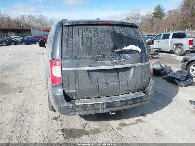 Auction sale of the 2013 Chrysler Town & Country Touring, vin: 2C4RC1BG5DR631577, lot number: 44407628