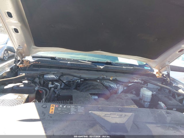 1GCVKREC4JZ356097 Chevrolet Silverado 1500 1lt