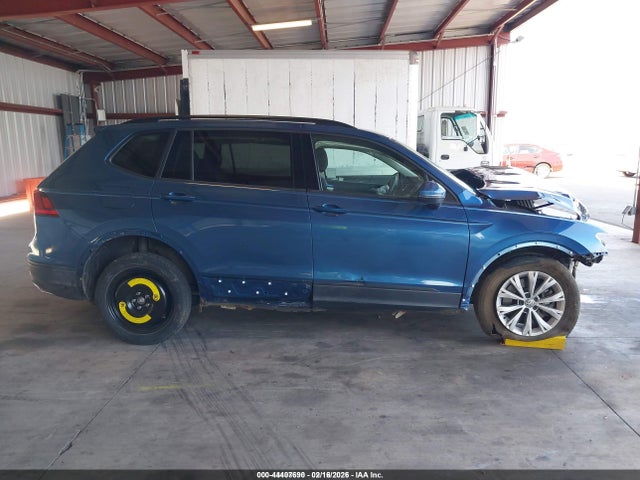 44407690 :رقم المزاد ، 3VV1B7AXXJM059768 vin ، 2018 Volkswagen Tiguan 2.0t S مزاد بيع