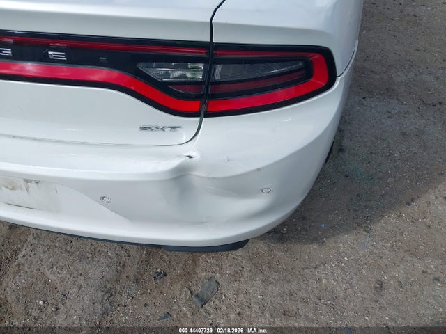 Продажа на аукционе авто 2015 Dodge Charger Sxt, vin: 2C3CDXHG2FH725622, номер лота: 44407729