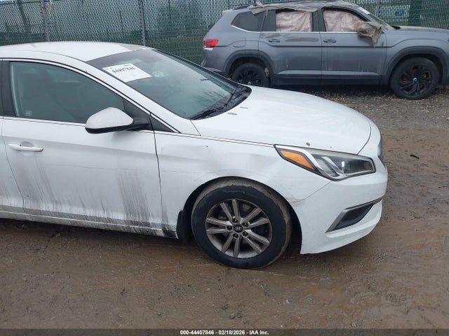 5NPE24AF4HH587098 Hyundai SONATA SE