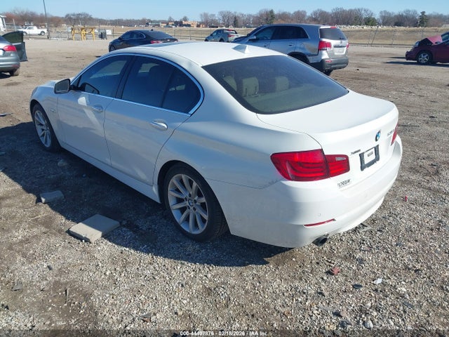 2013 BMW 535I WBAFU7C58DDU69945 Photo 2