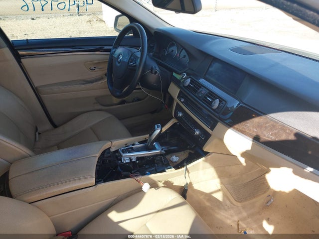 2013 BMW 535I WBAFU7C58DDU69945 Photo 4