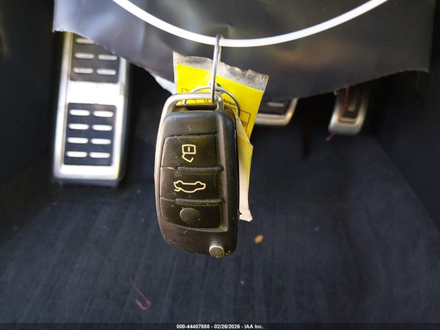 44407888 :رقم المزاد ، WAUBFGFF9F1094004 vin ، 2015 Audi S3 2.0t Premium Plus مزاد بيع