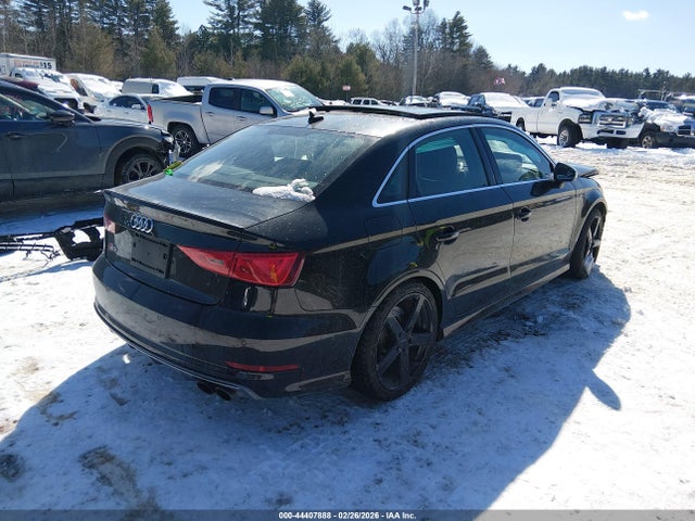44407888 :رقم المزاد ، WAUBFGFF9F1094004 vin ، 2015 Audi S3 2.0t Premium Plus مزاد بيع