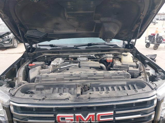 44407912 :رقم المزاد ، 1GT49PEY1NF320415 vin ، 2022 Gmc Sierra 2500hd 4wd  Standard Bed At4 مزاد بيع