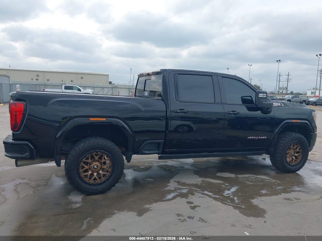 44407912 :رقم المزاد ، 1GT49PEY1NF320415 vin ، 2022 Gmc Sierra 2500hd 4wd  Standard Bed At4 مزاد بيع