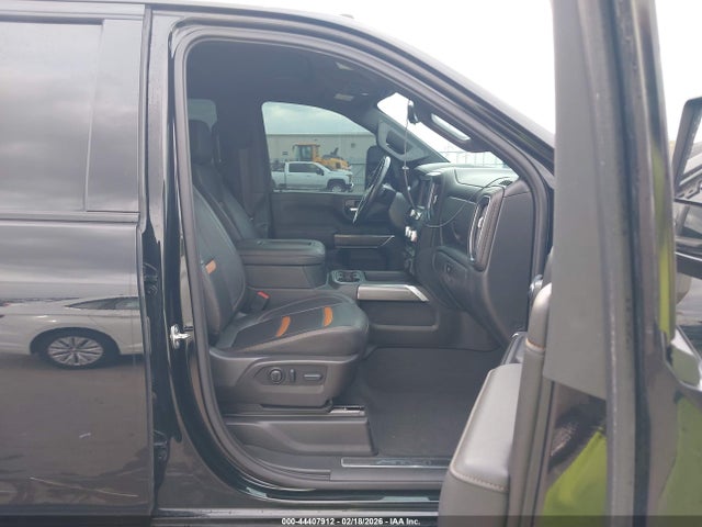 44407912 :رقم المزاد ، 1GT49PEY1NF320415 vin ، 2022 Gmc Sierra 2500hd 4wd  Standard Bed At4 مزاد بيع