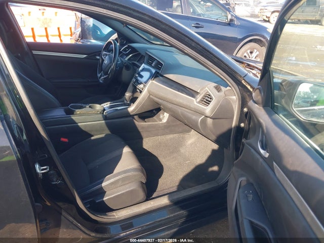 Honda Civic Sport 2019 19XFC2F85KE027425 Image 5