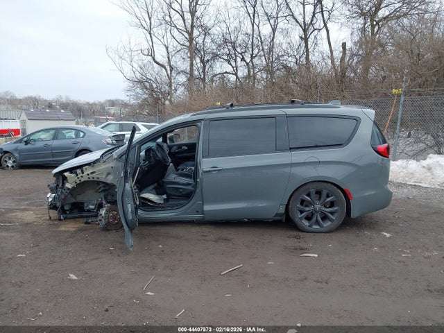 Продаж на аукціоні авто 2020 Chrysler Pacifica Limited, vin: 2C4RC1GG3LR240662, номер лоту: 44407973
