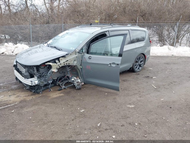 Продаж на аукціоні авто 2020 Chrysler Pacifica Limited, vin: 2C4RC1GG3LR240662, номер лоту: 44407973