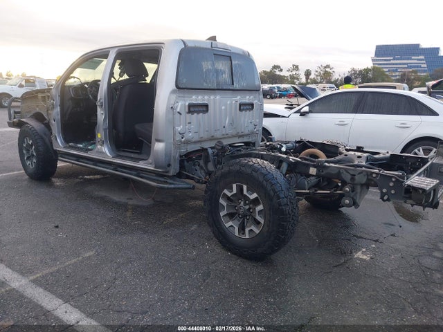 3TMDZ5BN5JM045401 Toyota Tacoma Trd Off Road