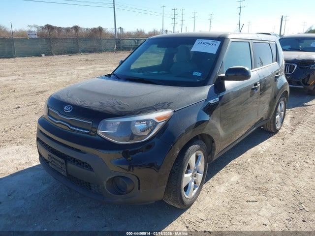KIA Soul 2018 KNDJN2A2XJ7504758 Image 2