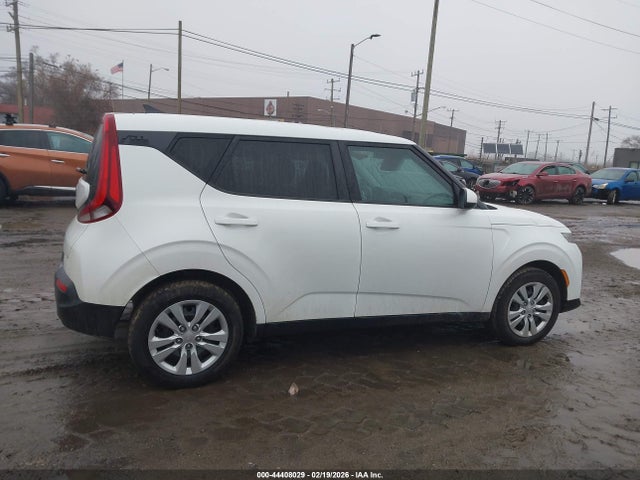 44408029 :رقم المزاد ، KNDJ23AU8M7142434 vin ، 2021 Kia Soul Lx مزاد بيع
