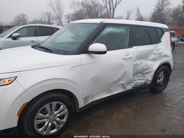 44408029 :رقم المزاد ، KNDJ23AU8M7142434 vin ، 2021 Kia Soul Lx مزاد بيع