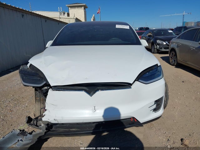Продаж на аукціоні авто 2017 Tesla Model X P100d, vin: 5YJXCBE49HF051720, номер лоту: 44408036