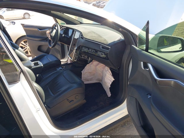 2017 TESLA MODEL X 5YJXCBE49HF051720 Photo 4