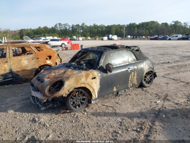 2016 MINI CONVERTIBLE WMWWG9C57G3A92105 Photo 1
