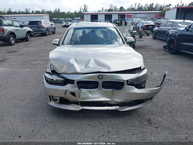 Продажа на аукционе авто 2013 Bmw 328i, vin: WBA3A5G55DNP21297, номер лота: 44408069
