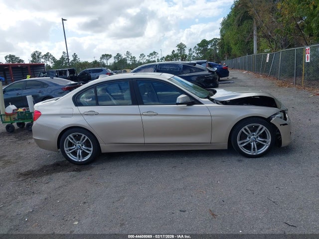 Продажа на аукционе авто 2013 Bmw 328i, vin: WBA3A5G55DNP21297, номер лота: 44408069
