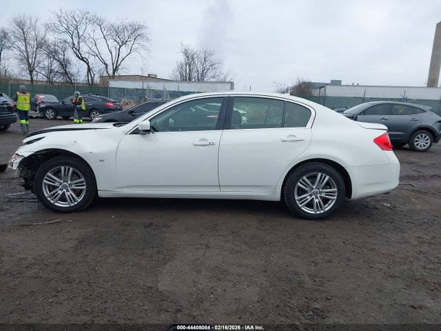 Продажа на аукционе авто 2015 Infiniti Q40, vin: JN1CV6AR1FM650541, номер лота: 44408084
