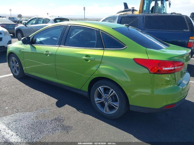 1FADP3F21JL293405 Ford FOCUS SE