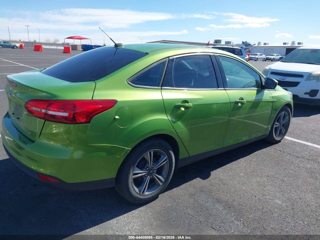 1FADP3F21JL293405 Ford FOCUS SE