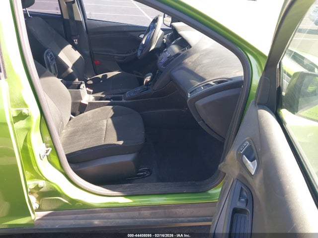1FADP3F21JL293405 Ford FOCUS SE