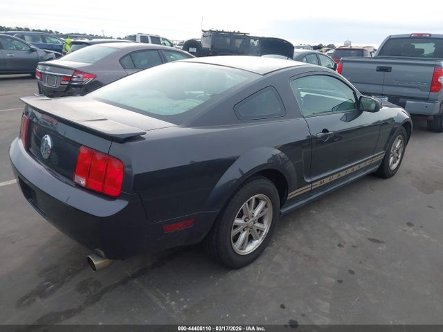 2007 FORD MUSTANG 1ZVFT80N275335122 Photo 3