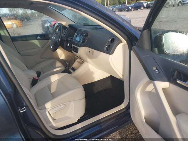 2012 VOLKSWAGEN TIGUAN WVGAV7AXXCW605134 Photo 4
