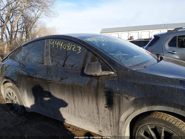 7SAYGDEEXPF750496 Tesla Model Y Awd/long Range Dual Motor All-wheel Drive