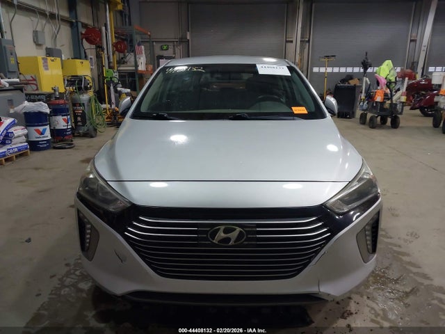 KMHC75LC2HU056422 Hyundai Ioniq Hybrid Sel