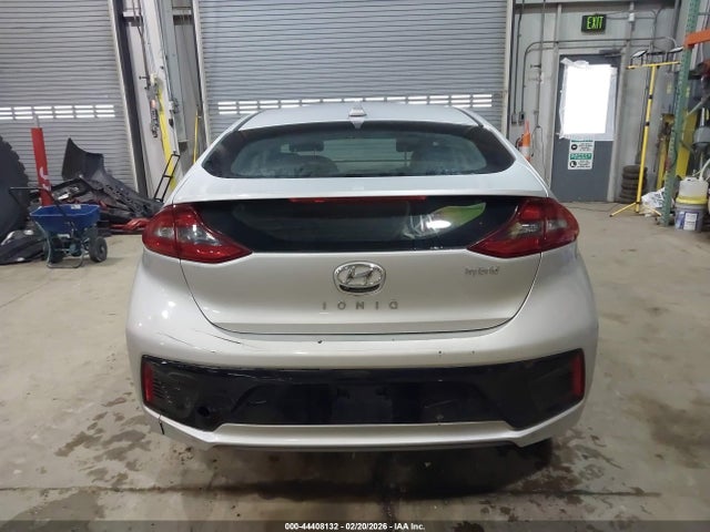 KMHC75LC2HU056422 Hyundai Ioniq Hybrid Sel