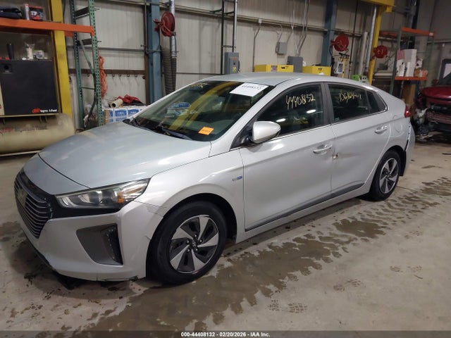 KMHC75LC2HU056422 Hyundai Ioniq Hybrid Sel