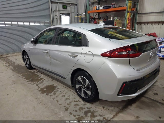 KMHC75LC2HU056422 Hyundai Ioniq Hybrid Sel