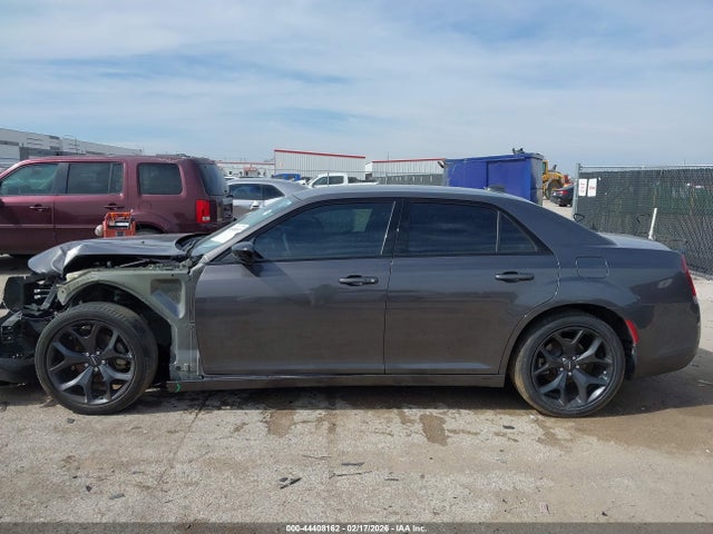 Продажа на аукционе авто 2023 Chrysler 300 Touring, vin: 2C3CCAAG9PH556212, номер лота: 44408162