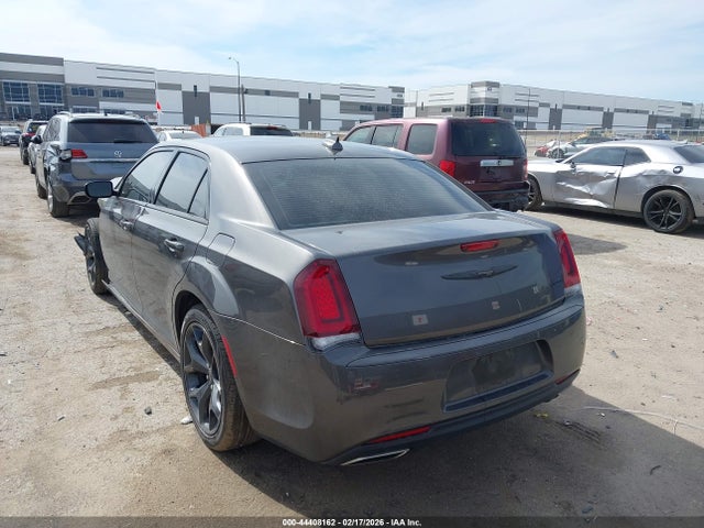 Продажа на аукционе авто 2023 Chrysler 300 Touring, vin: 2C3CCAAG9PH556212, номер лота: 44408162